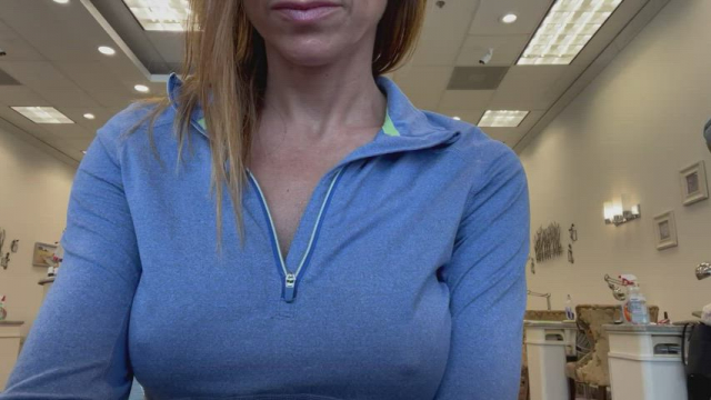Need cute nails to compliment my titties[GIF]……45f