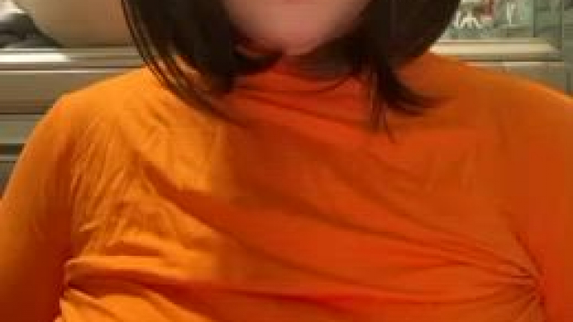 My glasses aren’t the only thing thats big :3