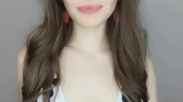 19 y/o law schoolgirl :)