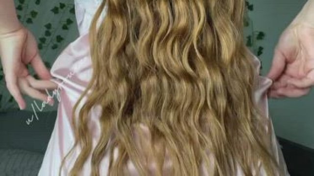 Would you come to bed with a redhead