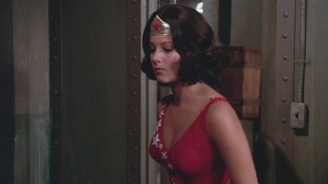 Debra Winger plots almost groped in Wonder Slut (1976)