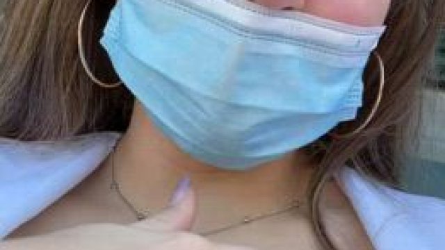 Had some pleasant during the game [GIF]