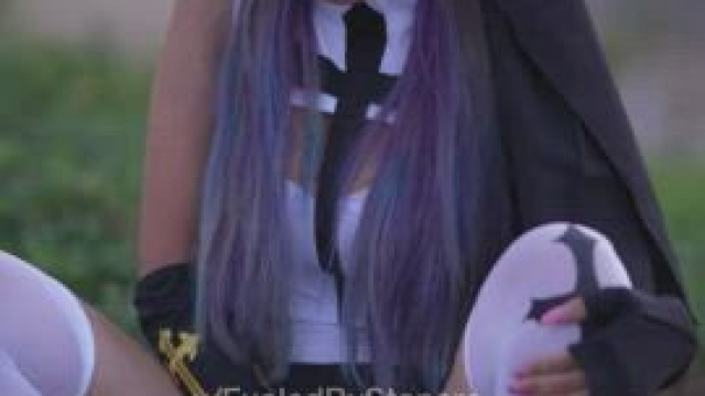 Showing of[f] my nun vag at the park