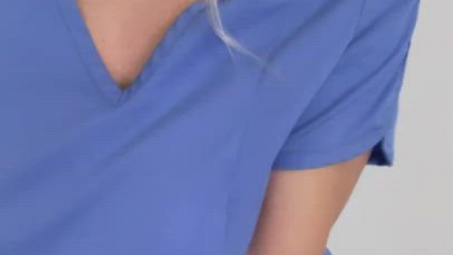 I bet some of you have a kink for a chick in scrubs [reveal]