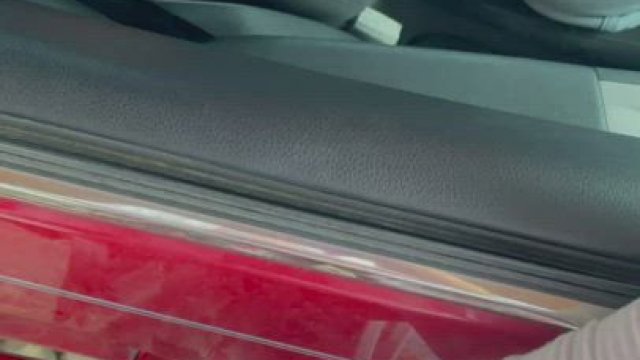 You ever look at someone and just know they’re going to have a big load for you