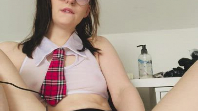 Small and likes huge cock!!