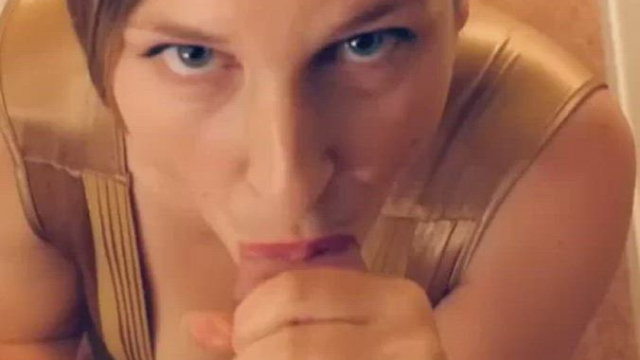 She Gives Perfect Fellatio and Swallowing Cum