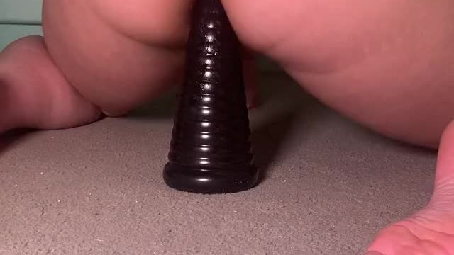 My ass loves to grip just as much as my vag does