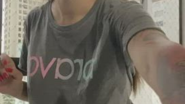 These sexy titties don't need a bra