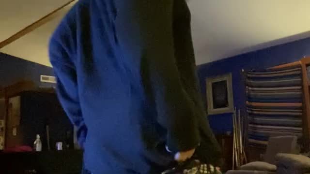 I love revealing my huge booty to you!