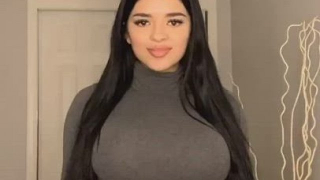 Lovely LATINA TIK-TOK THOT! INCLUDES LATEST 2021 ???? SEX TAPES (LINK IN COMMENTS