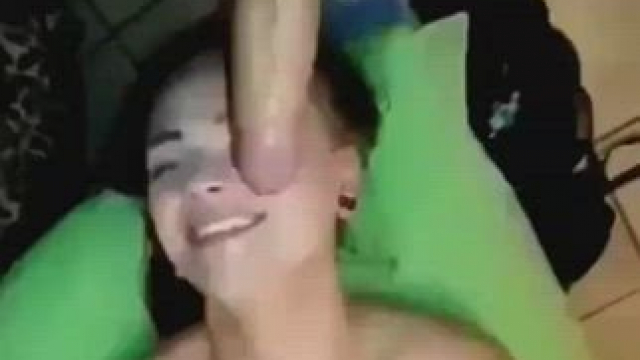 [/r/deepthroat] This huge dick shouldn't even fit in her mouth