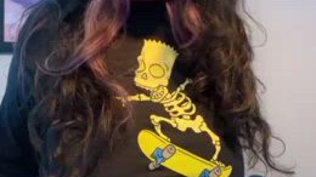 If you see this… I’m your new caramel Goth girlfriend