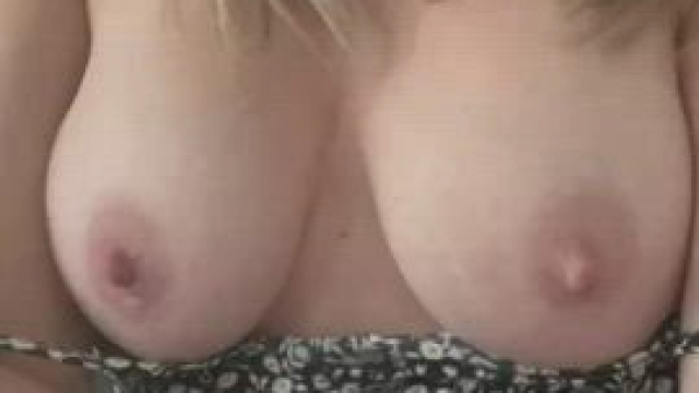 Hi to all the guys who like a juicy mother pussy…[F]41