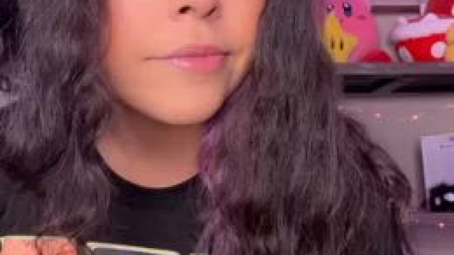 Raise your penis if you’d screw my natural tits