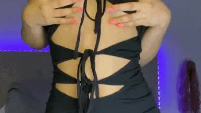 I bet you won't screw me in public