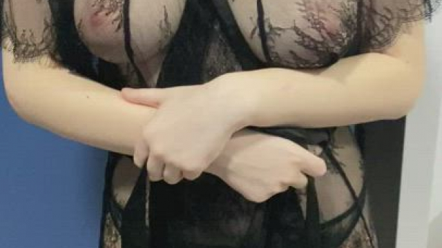 Say hi if you’d bang me.