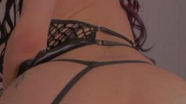 i keep going when he cums so i know that i’m getting every drop in my cunt