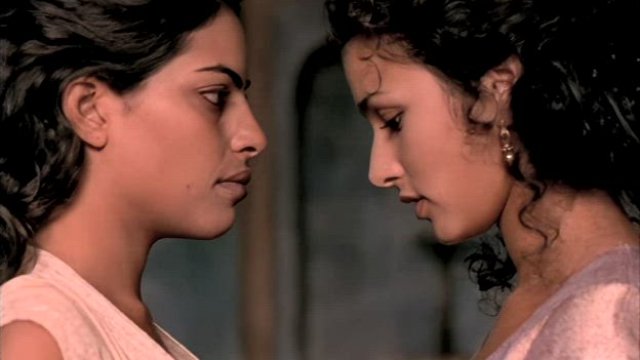 Indira Varma & Sarita Choudhury - Cuty Indian lesbian plot in 'Kama