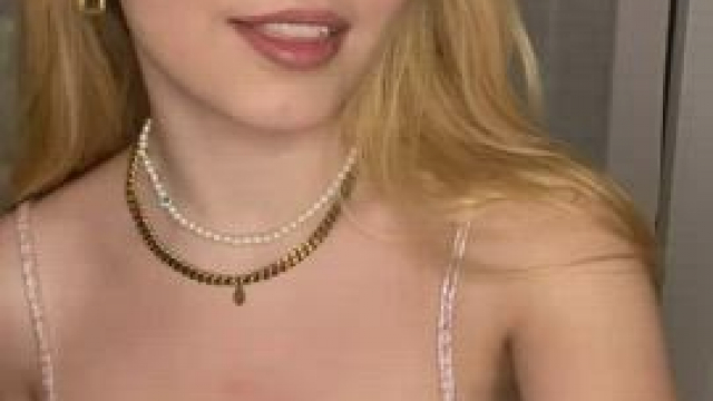 are u into 18 y/o college women