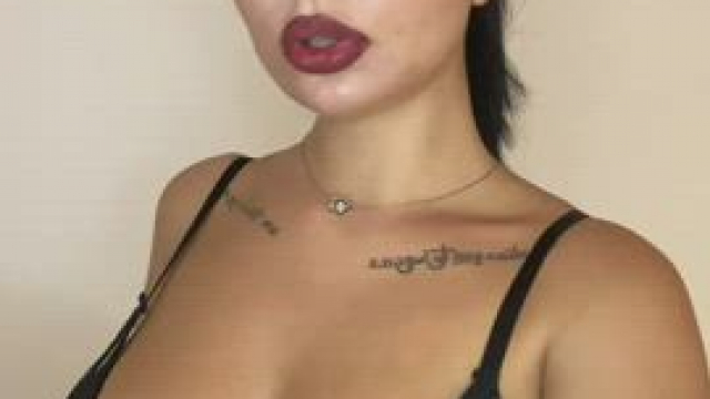 Who Said They Want a Goth Gf