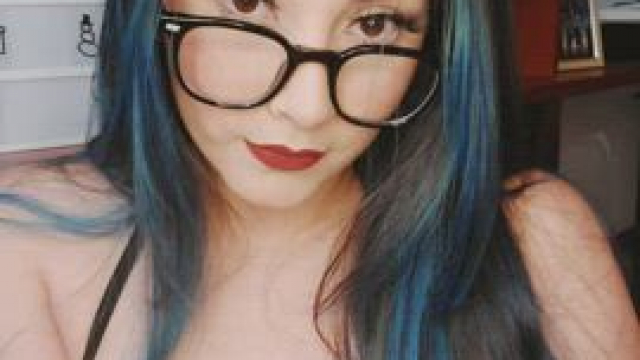 I know it's early, but I wanted your penis hard right now. :)