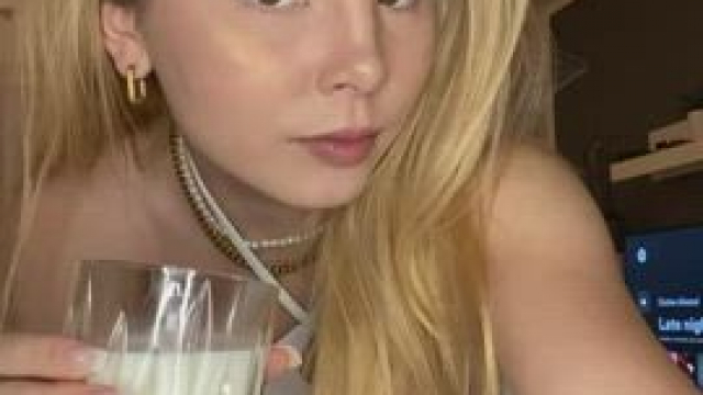 what is the minimum age a whore needs for you