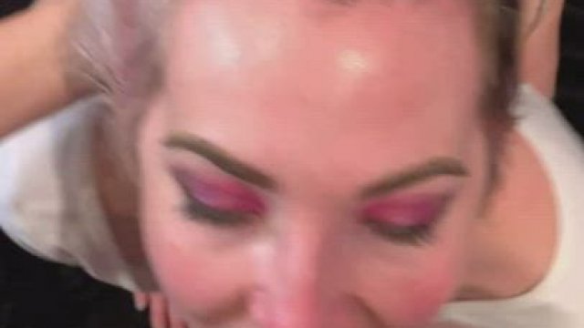 Cover my face with your hot cum!