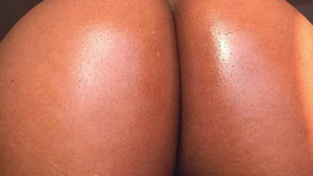 I was wondering, would you eat my vagina from behind