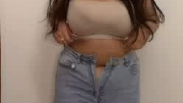 I finally buil up the courage to show my curvy tummy... would you still fuck me