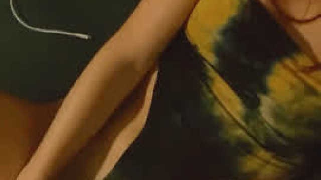 I like playing with my tight little cunt