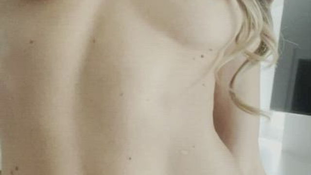 Survey: Titties or Vag