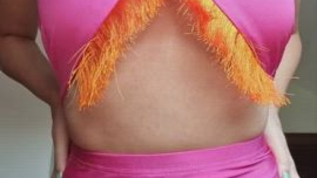 Wearing skimpy cuty clothes today in attempt to get all the dads hard