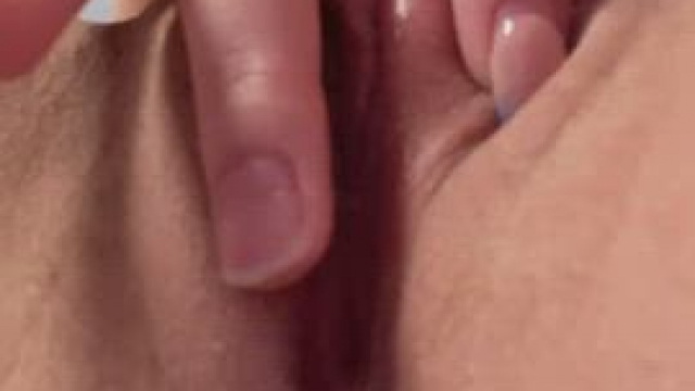 Here’s your sample of my sweet vag juice ;)