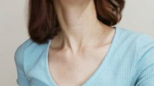 Come play with me babe