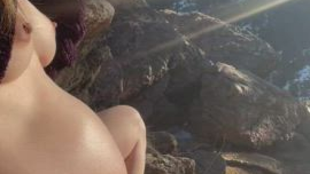 Pregnant cougar public flash