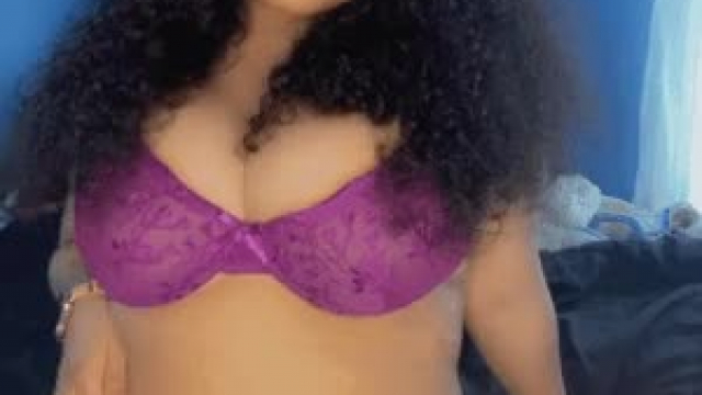 Let me be your lovely roommate with benefits