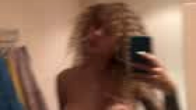 Anyone here would love to rail this cuty face?