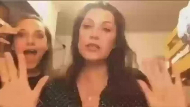 Mother Flashes for Tiktok Live instead of her Daughter Flashing.