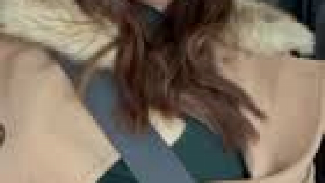 Couldn’t wait to go home so I rubbed my vag in the car! [GIF]