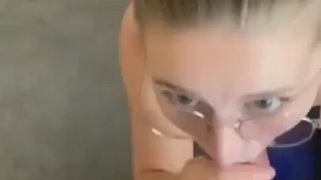 Worshiping that cock