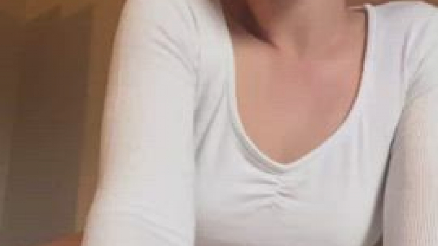 I am not wearing a bra because I am excited by the gaze of buddies who notice my boo