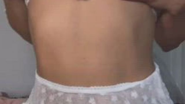 4'10 with Slight Everything