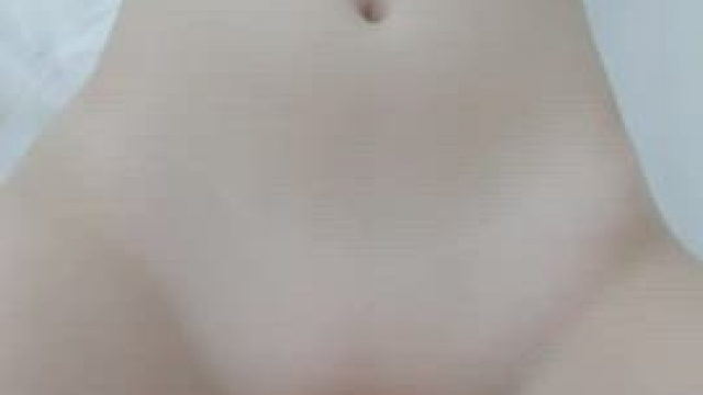 My pussy is so small, I could only fuck the tip. Watch with sound to hear me cum