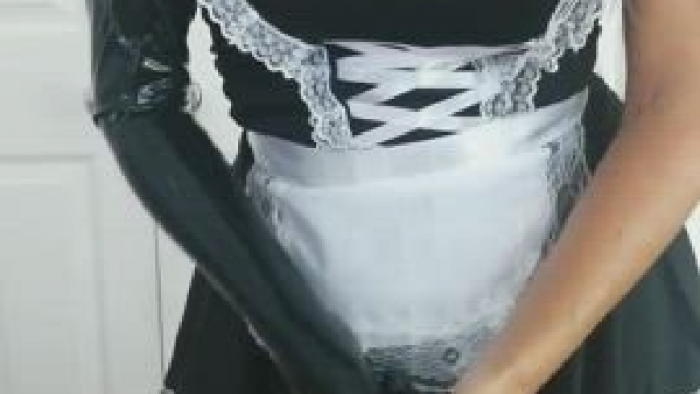 Polishing up a Latex Dick sheath