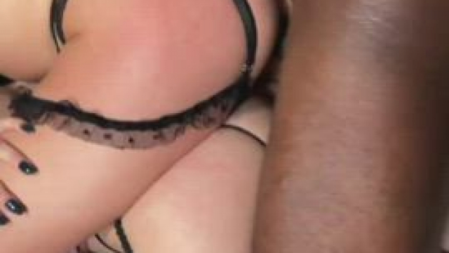 Two wives bonding over this penis u/mrsjones011