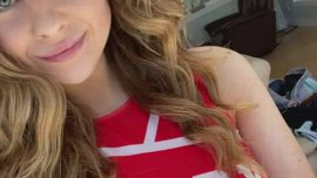 It’s too sexy to wear panties…hurry up and dive in!