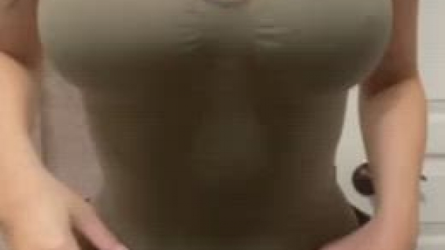 Big natural DDDs on my 5’1 frame