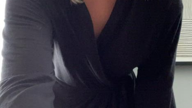 40 yo mother of three and teacher. Want to see what’s under my robe?