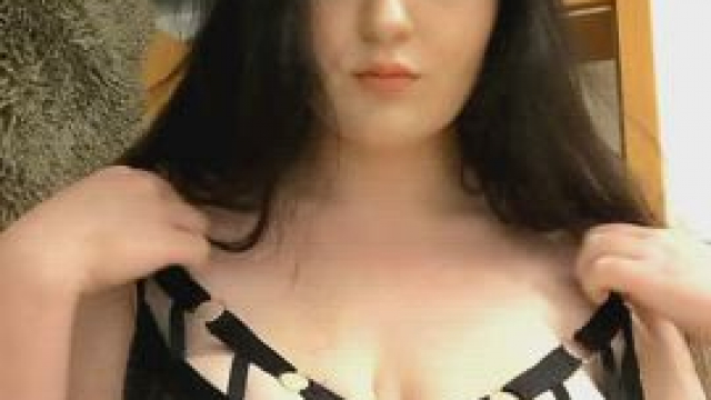 Hello to the 5 Guys Who Will See This